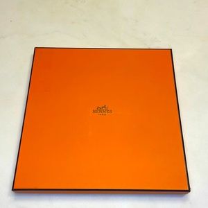 100% Authentic Hermes Scarf Box